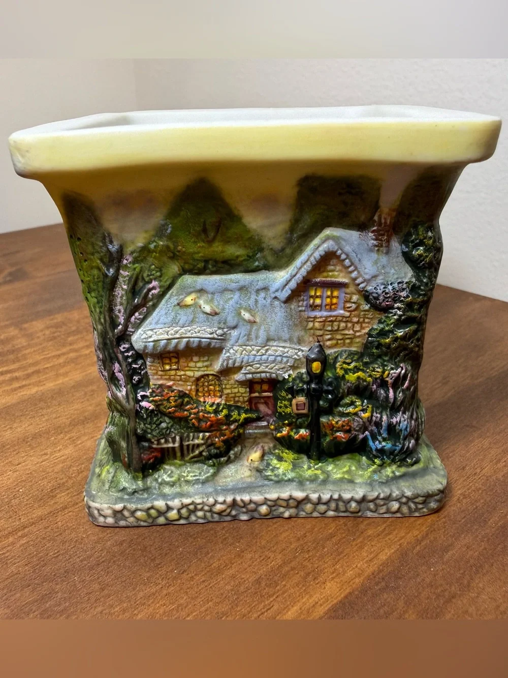 Thomas Kinkade Hand-Painted Cottage Planter in‎ Green, Yellow, Blue and Brown